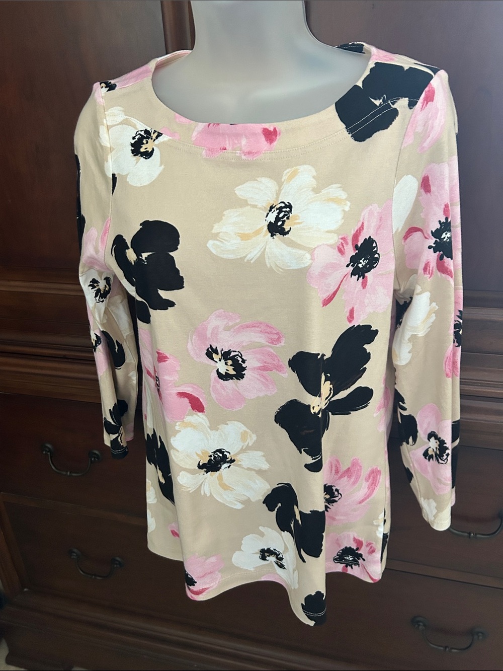 Chico's Beige Scoop Neck 3/4 Sleeve Top with Pink & Black Floral/Cotton